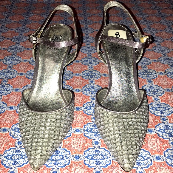 Sliver sparkly  pointy toe Adrianna appellant heels - Picture 1 of 8